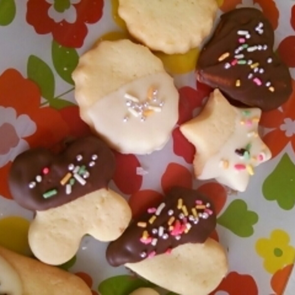 マーガリンでお子様と一緒に チョコデコクッキー レシピ 作り方 By あ ち0024 楽天レシピ マーガリンでお子様と一緒に チョコデコクッキー レシピ 作り方 By あ ち0024 楽天レシピ